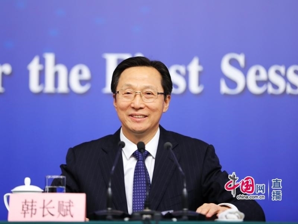 农业部部长韩长赋：正采取三大措施推进农业绿色发展