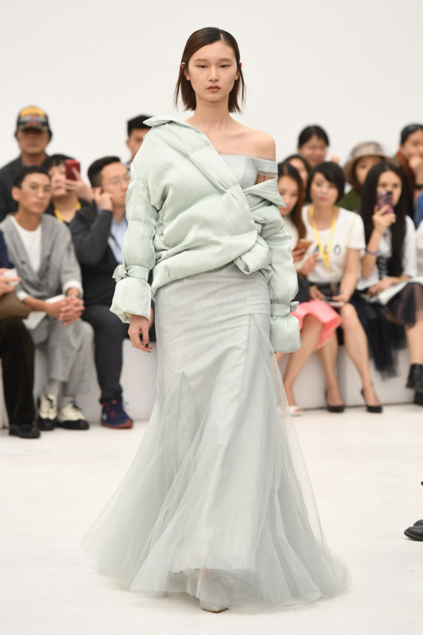 A/W2018深圳时装周 | MYMO & M.HITI联袂演绎当代女性力量