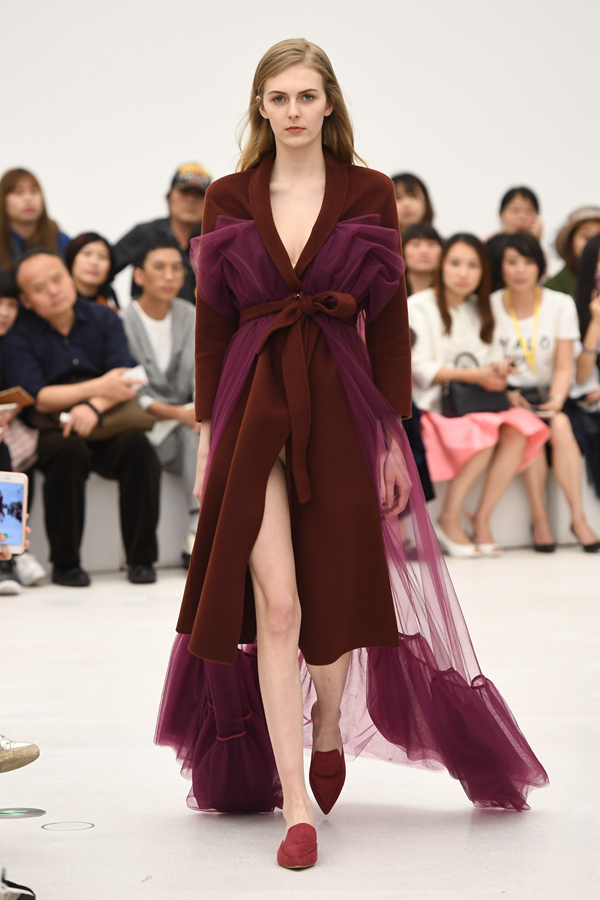 A/W2018深圳时装周 | MYMO & M.HITI联袂演绎当代女性力量