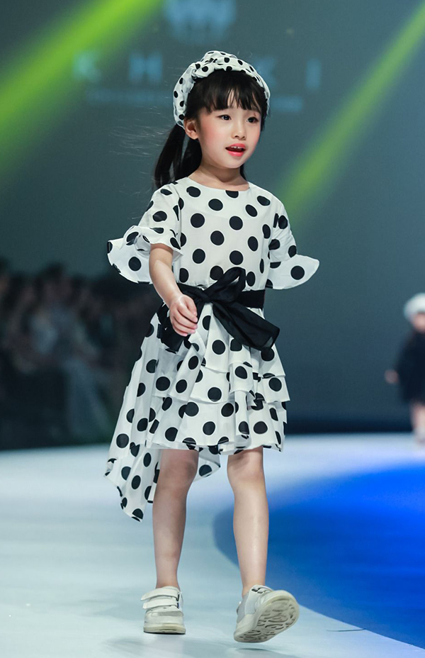 2017年度广东服装行业颁奖盛典圆满落下帷幕