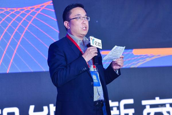 上海互金协会副秘书长孟添：金融科技行业的未来在人工智能和区块链