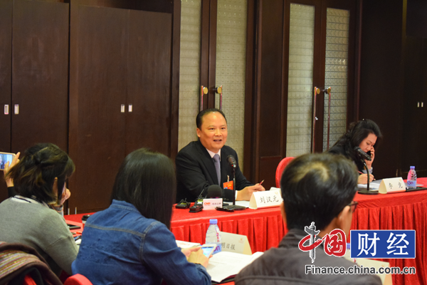 全国人大代表刘汉元：光伏业亟待有倾斜的减税降费政策出台