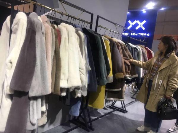 CHIC2019（春季）匠心皮羽： 精致之极 时尚之巅