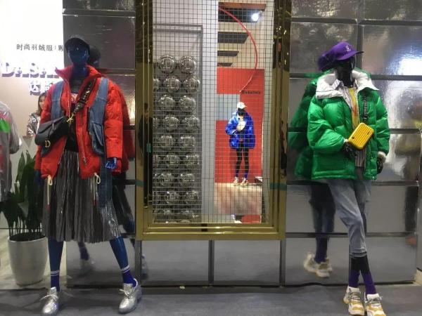 CHIC2019（春季）匠心皮羽： 精致之极 时尚之巅