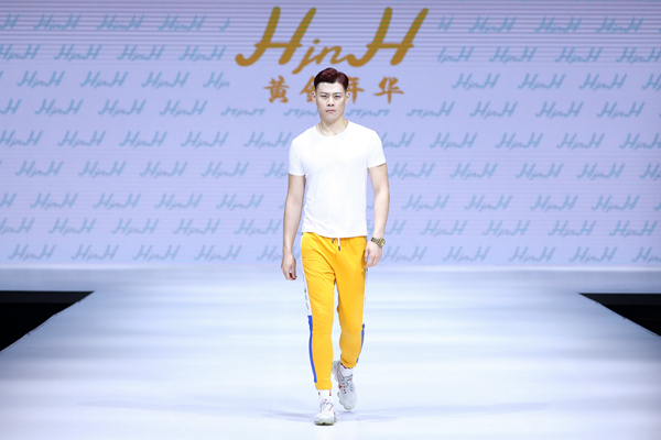 2019江南国际时装周：黄金年华的年轻男孩风
