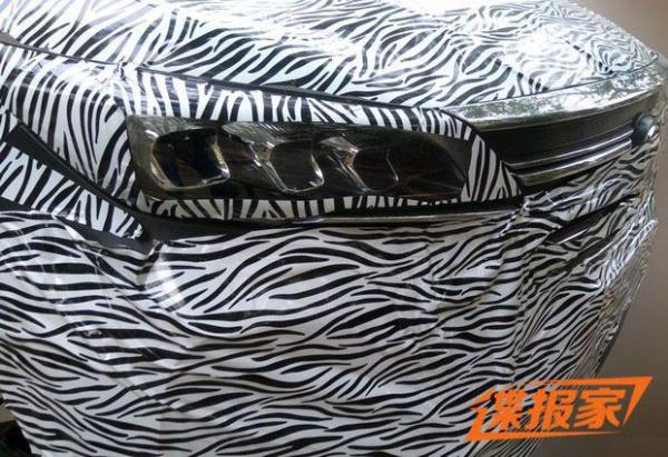 悬浮式车顶 新一代传祺GS5最新谍照曝光 年内发布