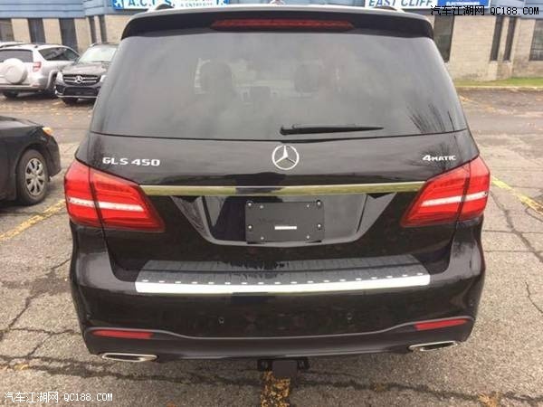 奔驰GLS550报价配置参数油耗解析评测