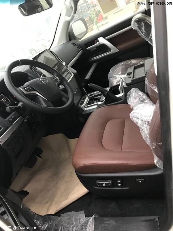 18款丰田酷路泽5700&nbsp;VXR天窗中东版价格