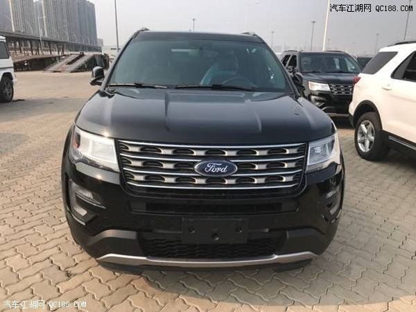 17款福特探险者3.5T发动机356马力版实拍