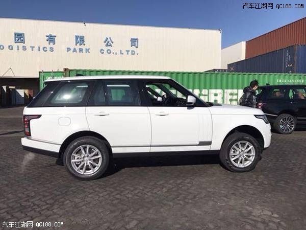 2017款路虎揽胜白外黑内八速行政版解析