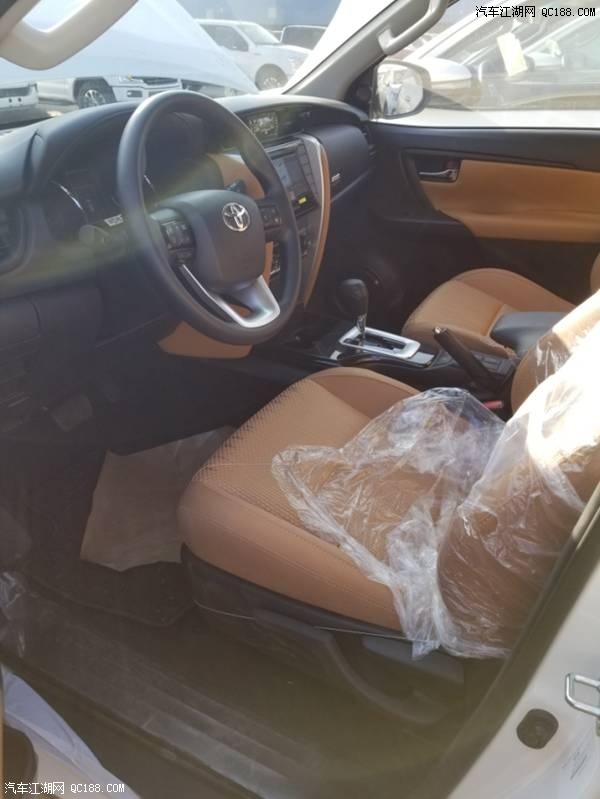 18款丰田穿越者2700&nbsp;2.7四驱中东版价格