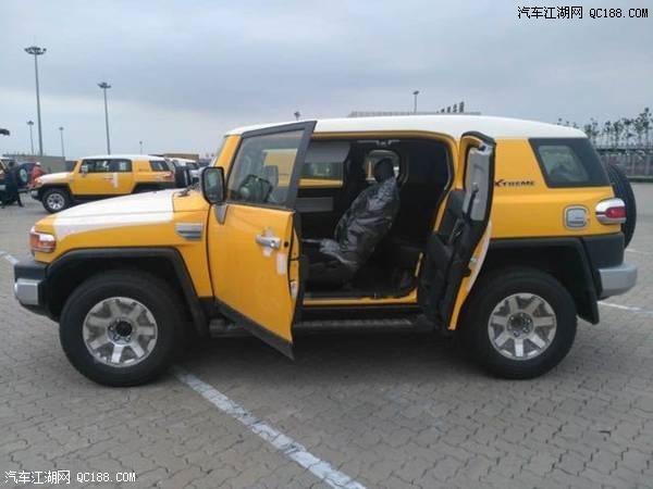 平行进口车18款丰田FJ酷路泽配置解读