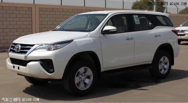 2018款丰田穿越者2.7L&nbsp;四驱SR5现车实拍