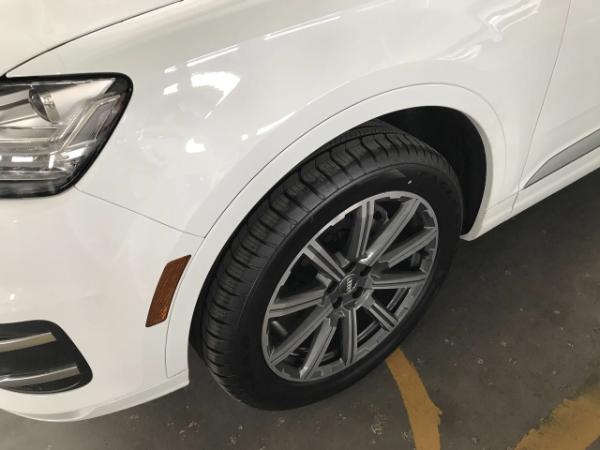 2018款奥迪Q7港口大量现车