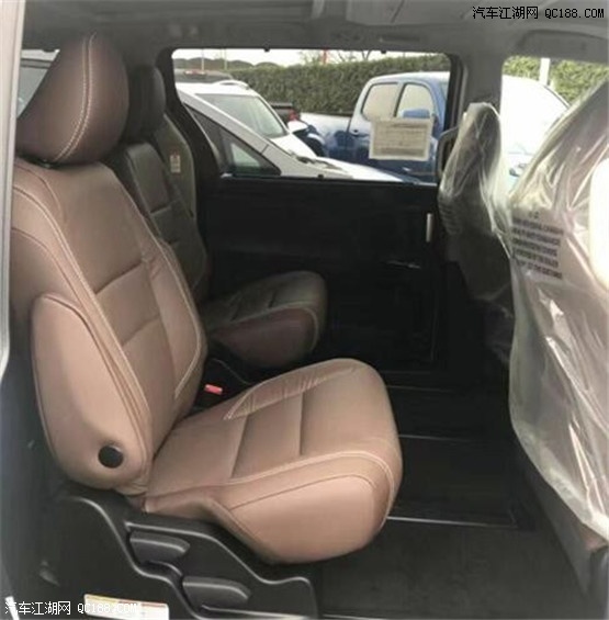 18款进口丰田塞纳3.5L四驱加版性能体验