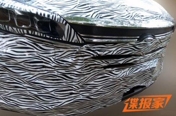 悬浮式车顶 新一代传祺GS5最新谍照曝光 年内发布