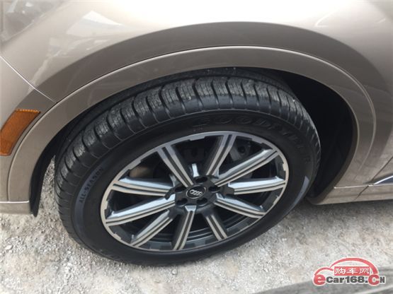 2018款奥迪Q7加版最低价参数配置全面解析奥迪Q7豪华SUV价格