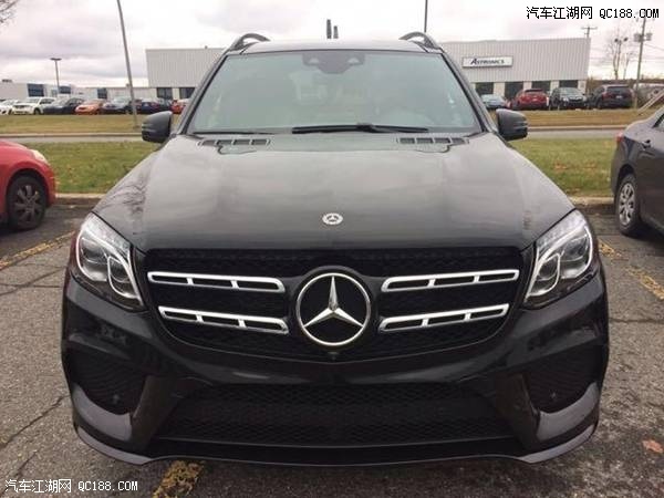 奔驰GLS550报价配置参数油耗解析评测