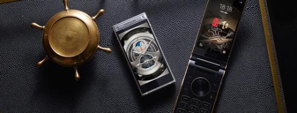 心系天下三星W2018十年典藏版：不言之一，只做唯一