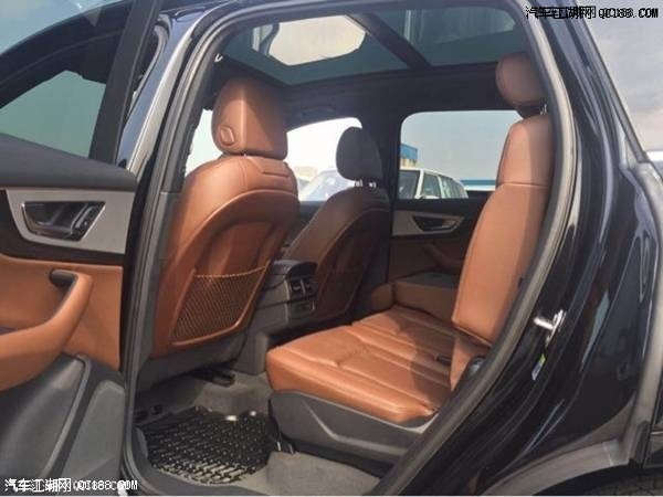 2018款奥迪Q7加版3.0T科技版现车实拍