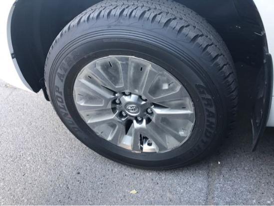 2018款丰田霸道2700中东版多少钱丰田普拉多2700越野行情优惠