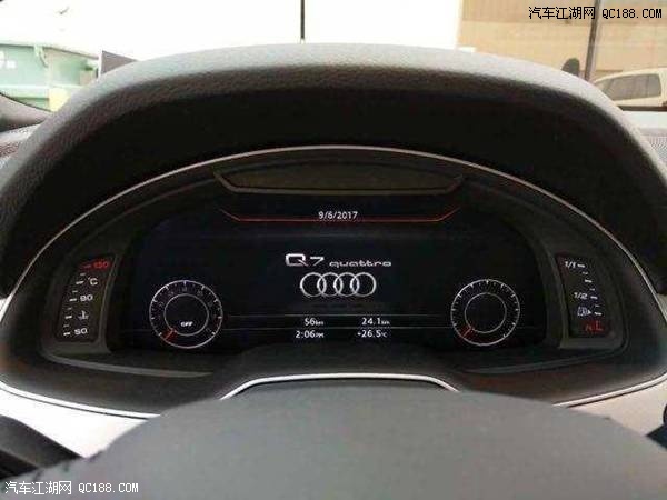 18款奥迪Q7三排七座八档3.0T加规版评测