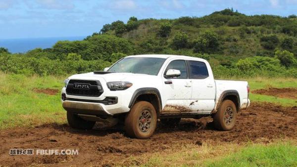 芝加哥车展亮相&nbsp;丰田发布新车越野测试预告图