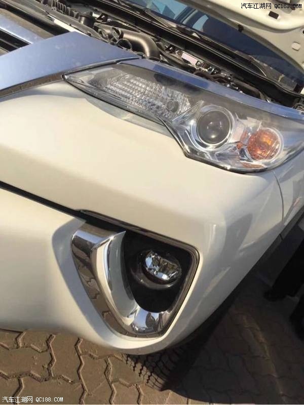 18款丰田穿越者2700&nbsp;2.7四驱中东版价格