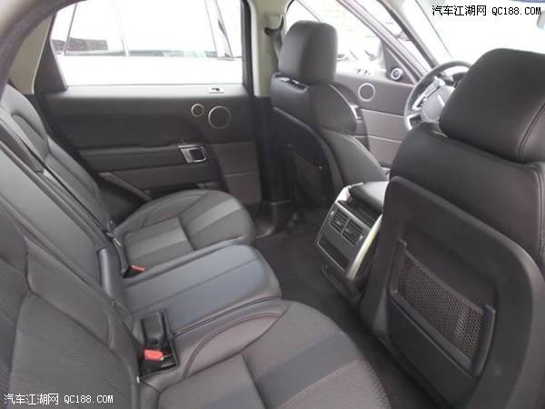 路虎揽胜运动汽油最新报价配置参数评测