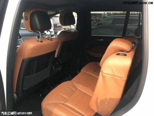 由内而外彰显动感18奔驰GLS450加版实拍