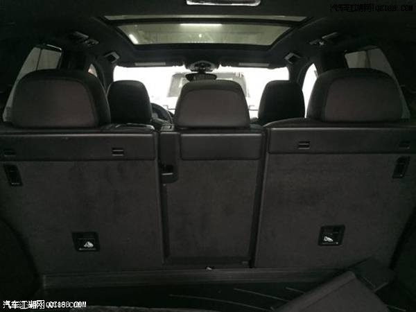 保时捷卡宴桃红木3.0T混动铂金现车实拍