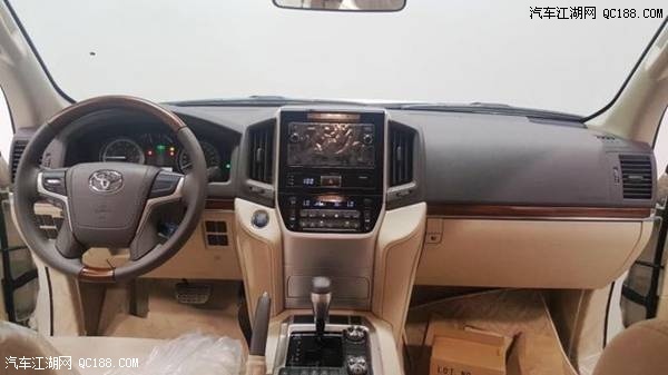 18款兰德酷路泽4000中东版改版行情解析