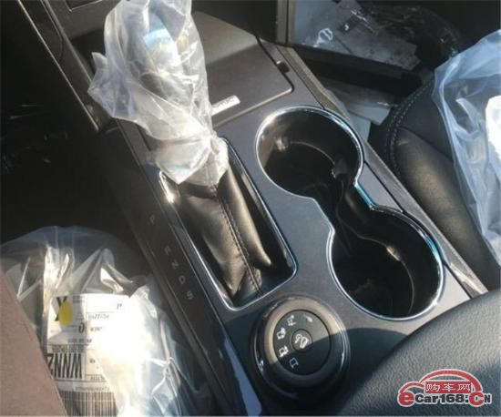 2017款福特探险者2.3T美式SUV心动价