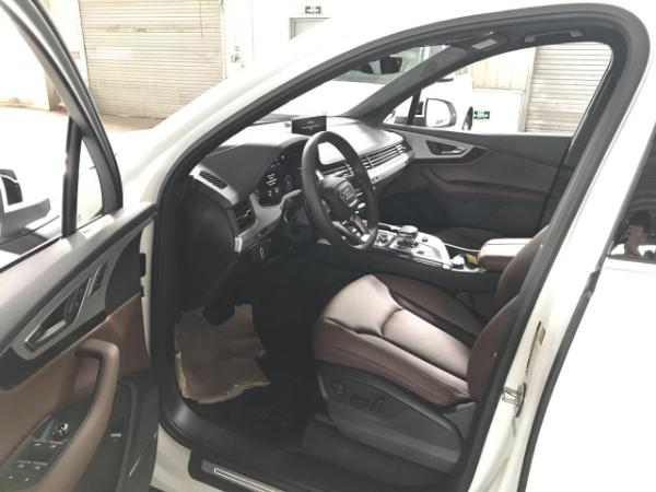 2018款奥迪Q7港口大量现车