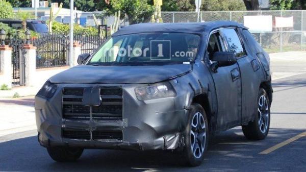 基于TNGA架构 全新一代丰田RAV4谍照首次曝光2019年上市