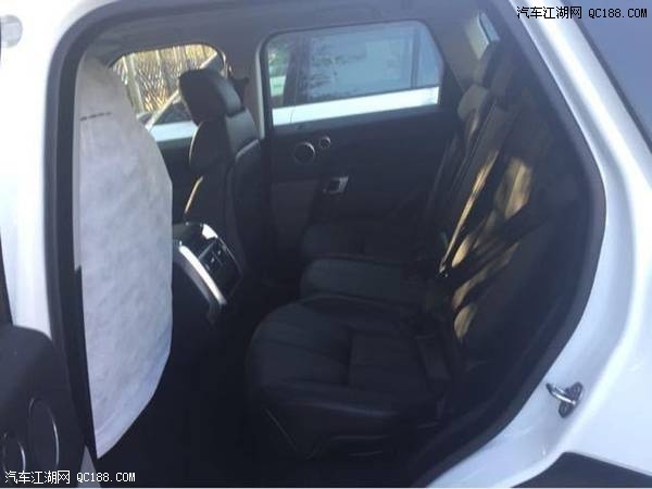 路虎揽胜运动汽油最新报价配置参数评测