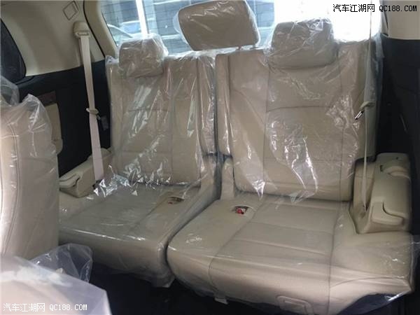 18款丰田埃尔法白外米内黑外米内版价格