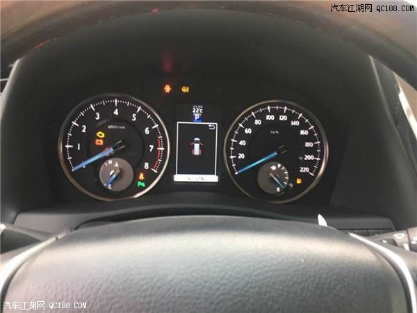 18款丰田埃尔法白外米内黑外米内版价格