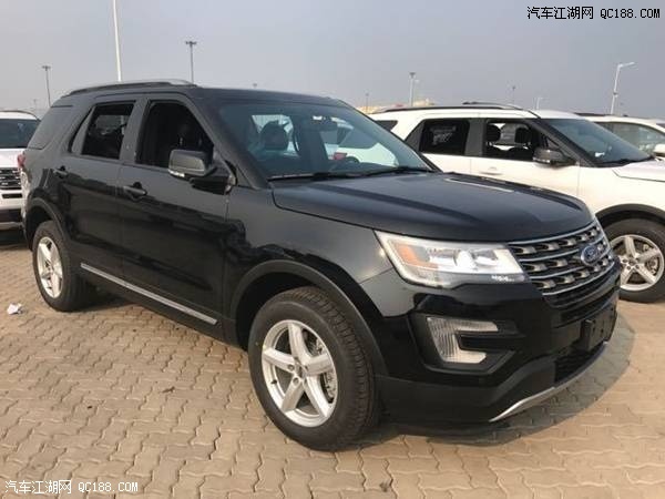 17款福特探险者3.5T发动机356马力版实拍