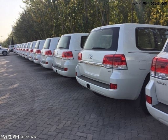 17款进口丰田兰德酷路泽4000配置解读