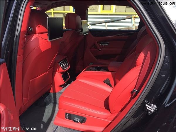18款宾利添越V8 4.0T顶级四座配置详解