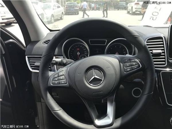 天津港17款奔弛GLS400美规越野性能评测