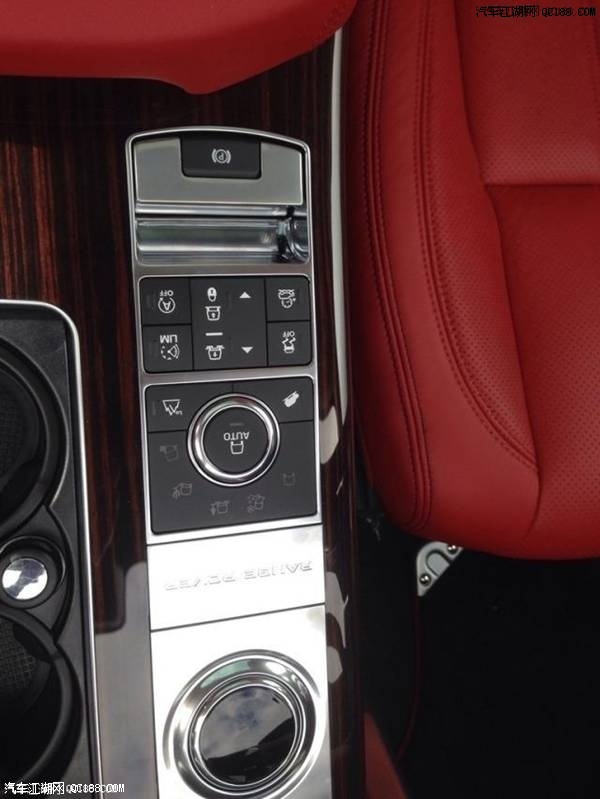 2017款路虎揽胜行政版报价进口现车实拍