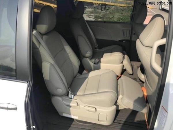 2017款丰田塞纳3.5四驱LE商务配置解析