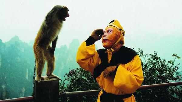 《西游记》再聚首，六小龄童经典大圣的背后却是无尽辛酸