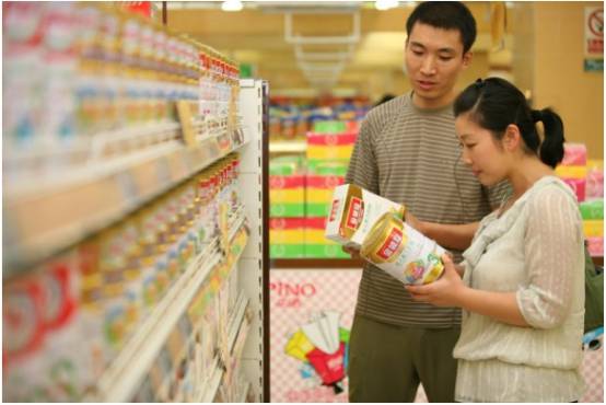 金领冠高速增长，助力伊利奶粉蝉联中国奶粉第一