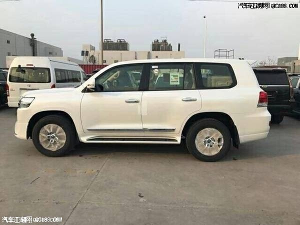 18款丰田兰德酷路泽4600中东版改装实拍