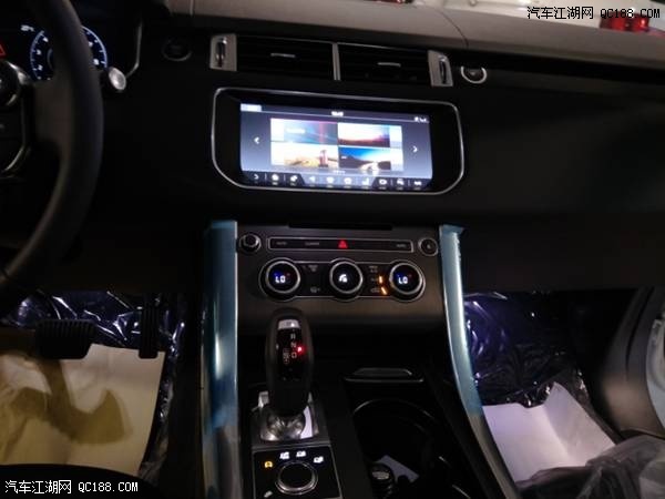 17款路虎揽胜运动3.0T白色柴油欧版评测
