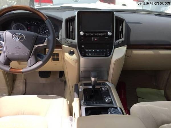 18款丰田兰德酷路泽4600中东版改装实拍