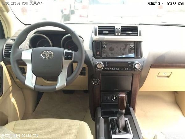 平行进口17款普拉多3000柴油版到店实拍